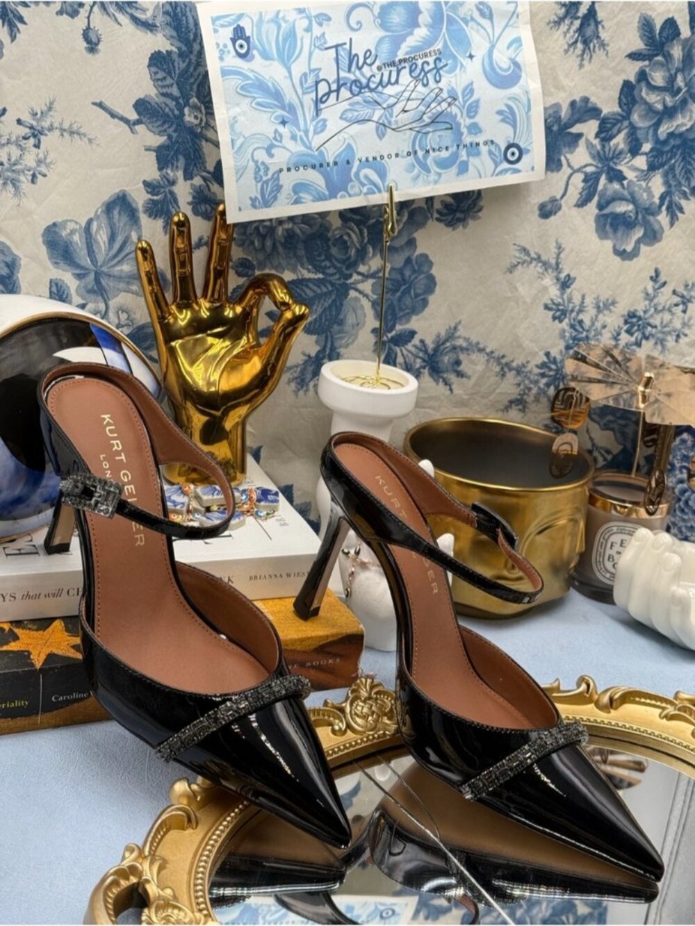 🆕 KURT GEIGER LONDON 🧿 NWOB Strass Point Mule, Black Patent - Sz 37 US 7